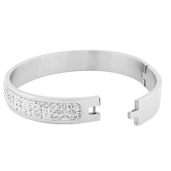 Crystal Famous Clasp